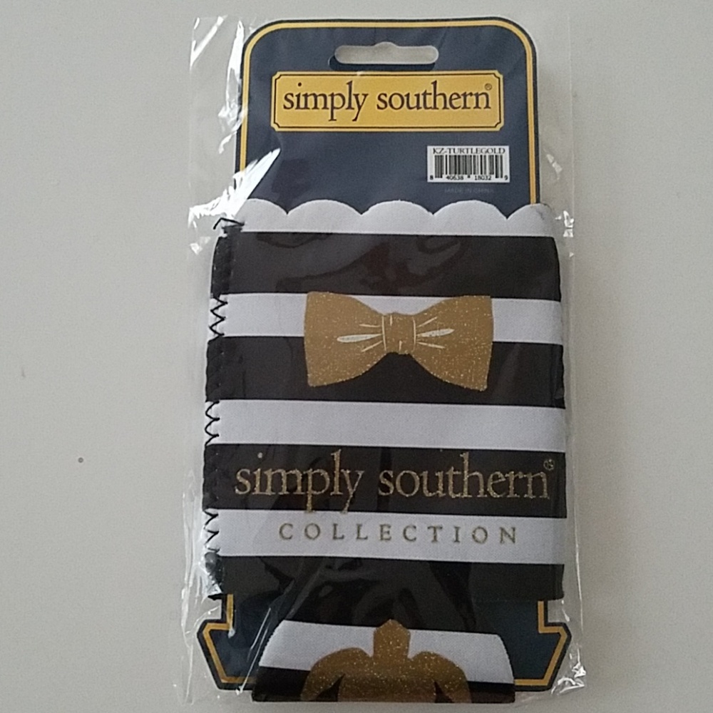 ⚡NWT Simply Southern Koozie